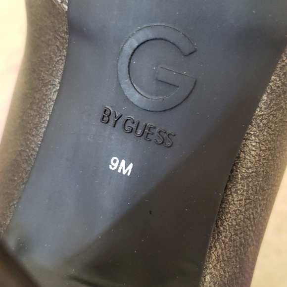 NWT! G by Guess Taylah Pewter Ankle Bootie (9) - Picture 5 of 7